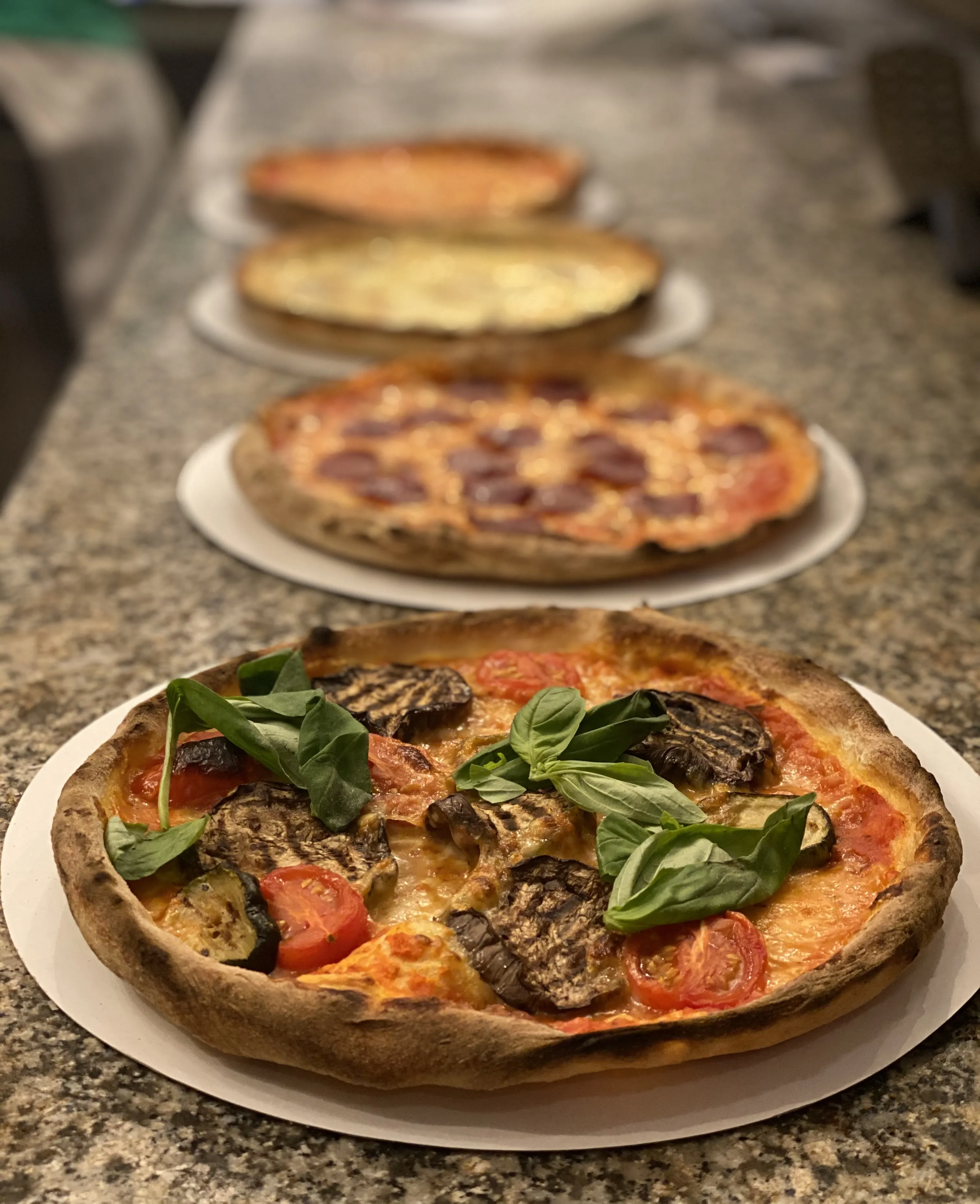Frische Pizzen der Pizzeria Olbia